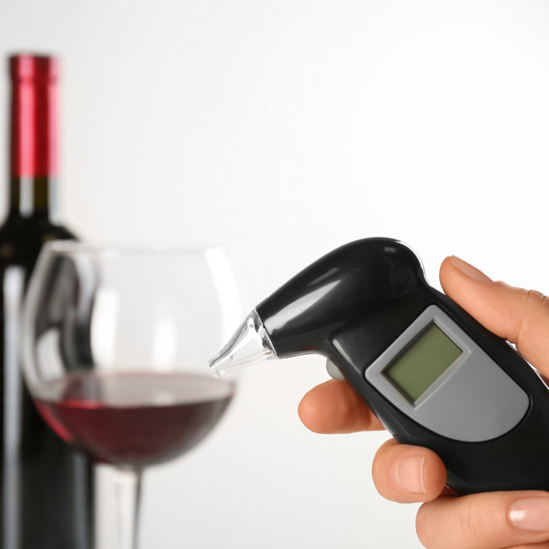 ¿CÓMO AFECTA LA TEMPERATURA AL SABOR DEL VINO?