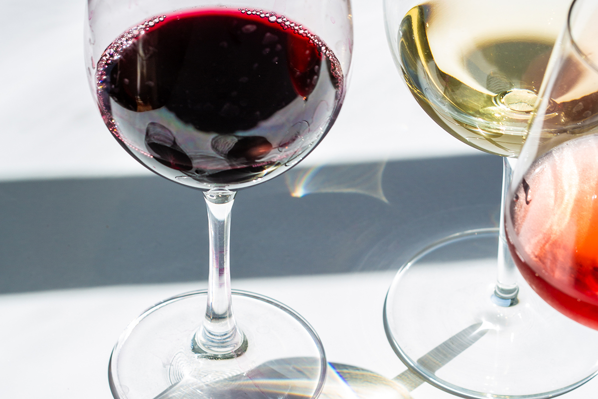 BODEGAS ZAPATA COMO DISTINGUIR VINO JOVEN DE ENVEJECIDO