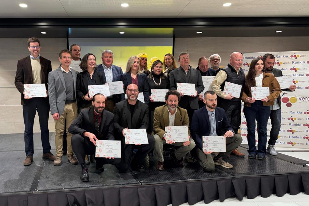 BODEGAS ZAPATA TRIUNFA EN LOS PREMIOS VEREMA 2025 GRUPO